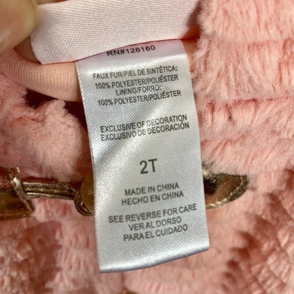 Little Lass Pink faux fur peplum vest size 2T - Picture 4 of 9